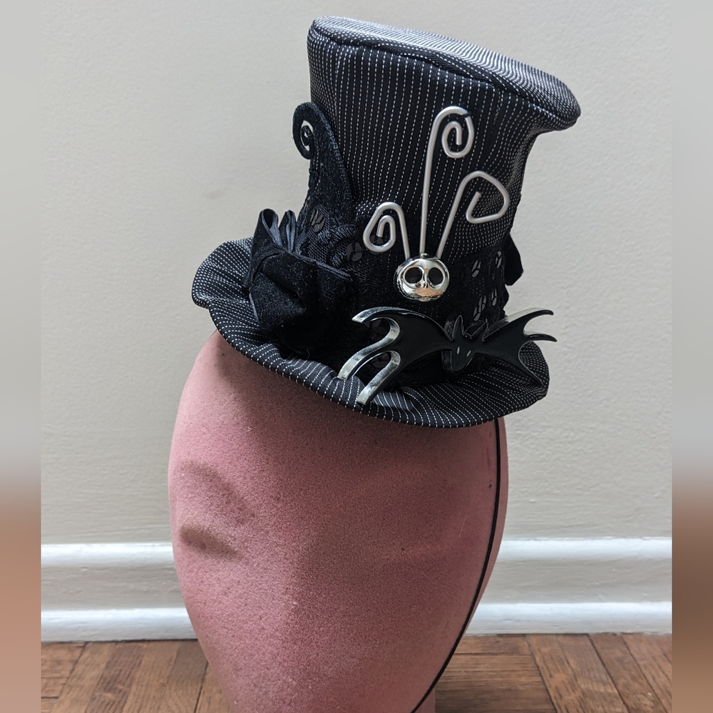 Disney Parks Jack Skellington Mini Black/White Stripe Top Hat. Adult Size